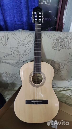 Классическая гитара Veston
