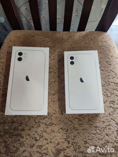 Коробки от iPhone 11