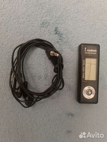 Mp3 плеер iAudio рабочий 1gb наушники