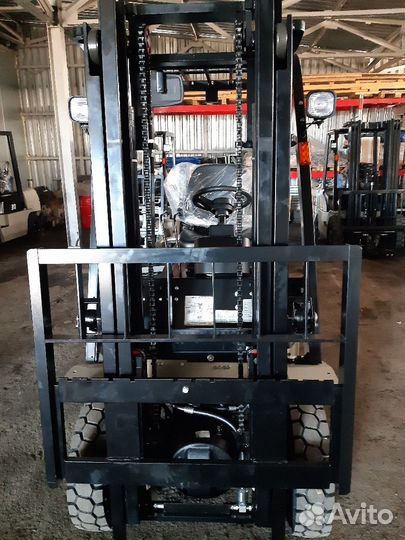 Вилочный погрузчик TFN CPCD15, 2023