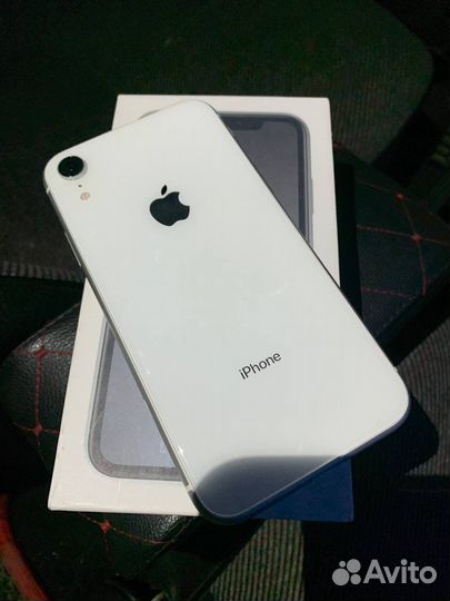 Телефон iPhone хр, 64g