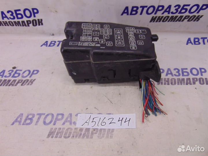Блок предохранителей для Mitsubishi Galant 8 1996