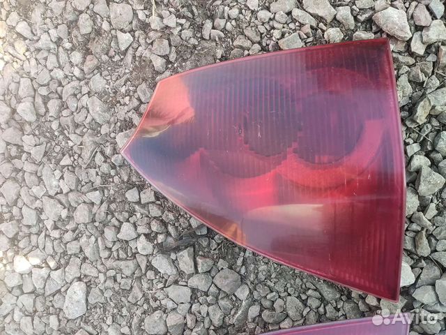 Задний правый фонарь Пежо 307 универсал