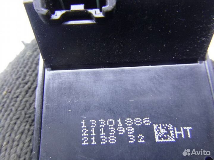 Кнопка стеклоподъемника передняя opel mokka 2012