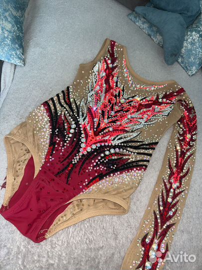 Купальник для художественной гимнастики