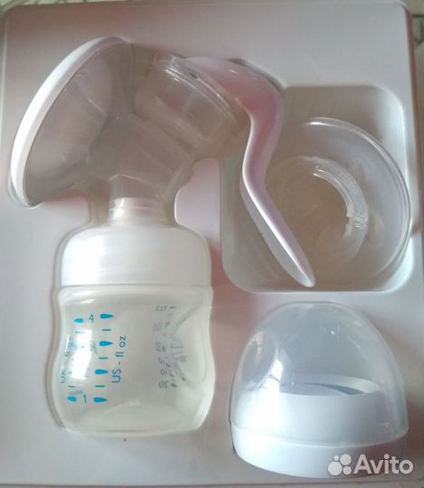 Ручной молокоотсос Philips Avent SCF330 в наборе