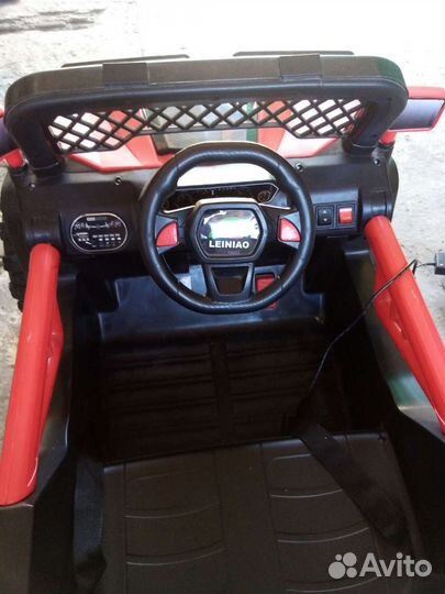 Детский электромобиль джип