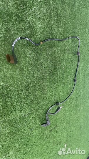 Проводка переднего амортизатора Mercedes w213