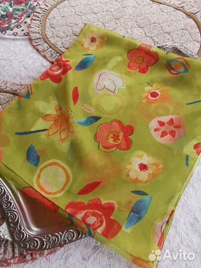 Весенний красивый шарф Италия