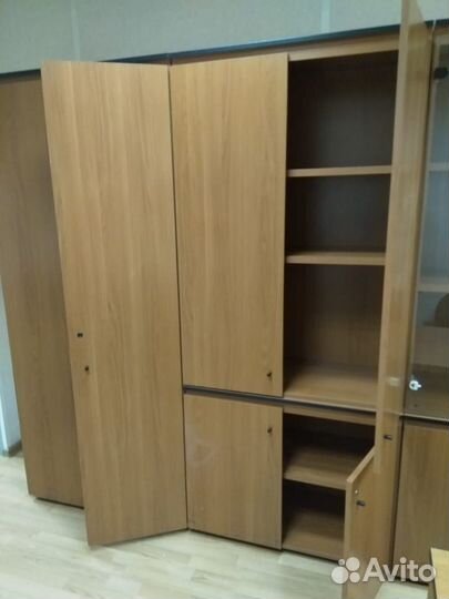 Набор разных шкафов