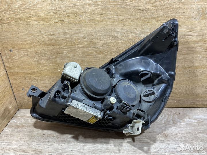 Комплект ксеноновых фар Renault Espace 4 дорест