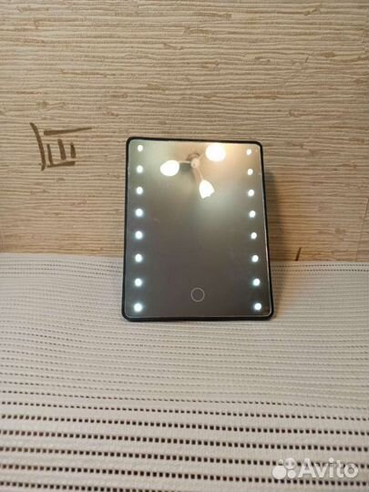 Зеркало гримерное с подсветкой, настольное