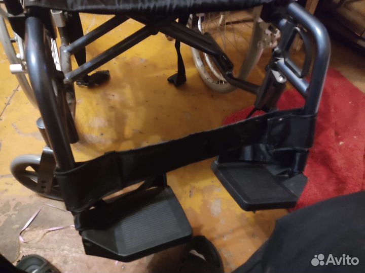 Коляска инвалидная