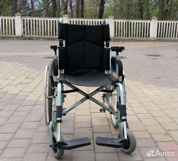 Кресло коляска прогулочная Ortonika Delux 510