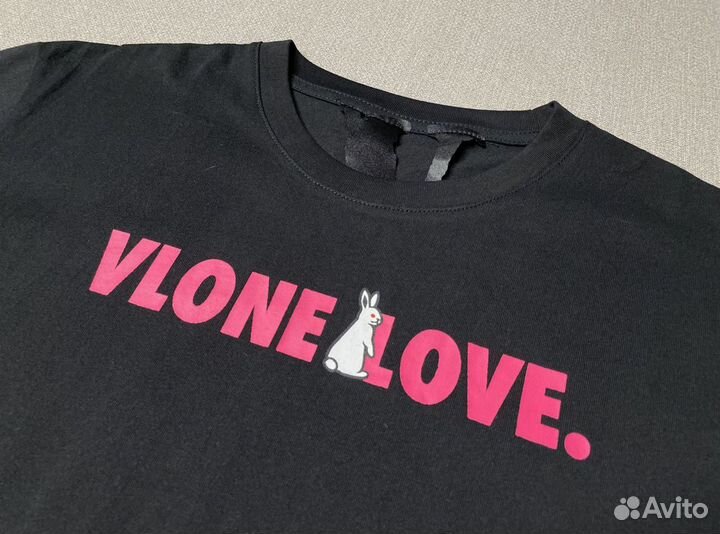 Футболка Vlone Love Bunny