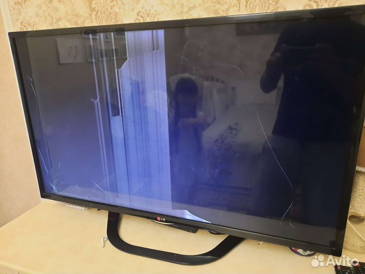 Монитор lg 42