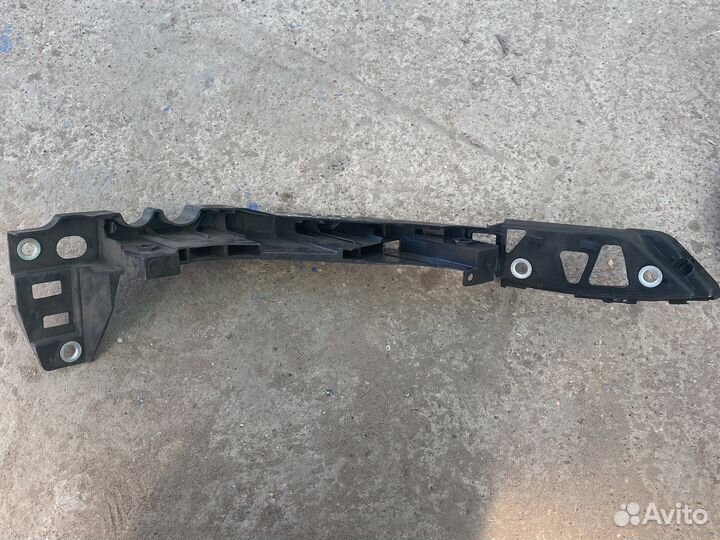 Кронштейн фары левый volkswagen polo