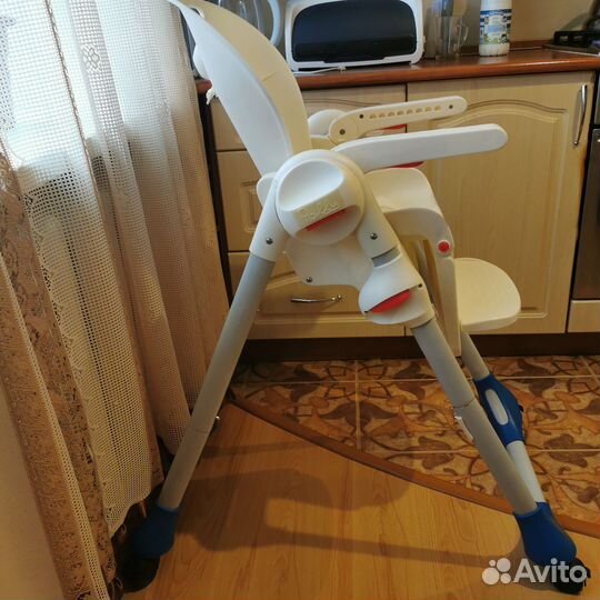 Стульчик для кормления от 0 chicco