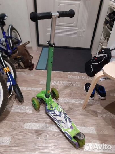 Самокат детский трехколесный бу