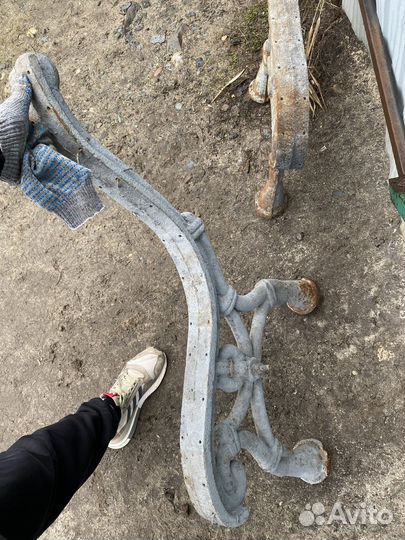 Лавочка чугунная советская