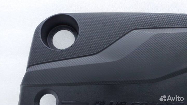 Б/У Крышка двигателя Состояние отличное, оригинал