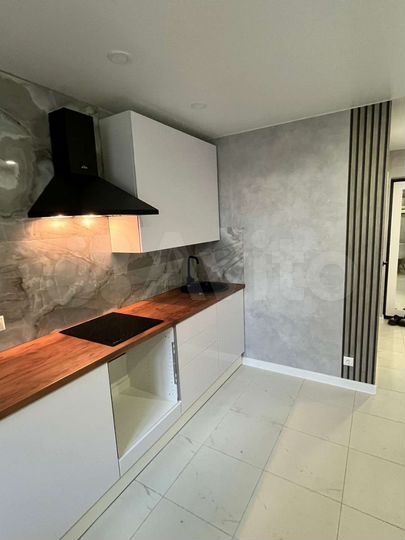 2-к. квартира, 50 м², 1/3 эт.