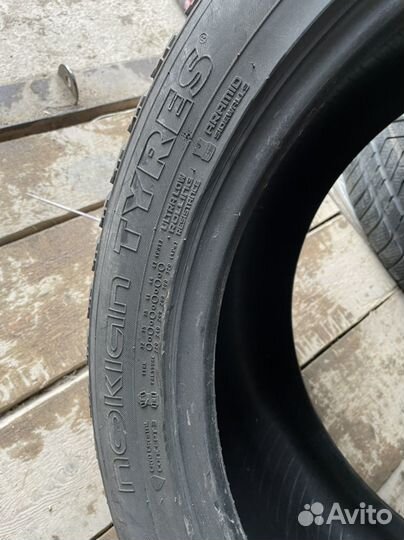 Nokian Tyres Hakkapeliitta R SUV 295/40 R21