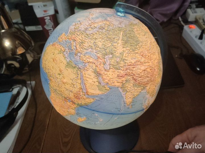 Глобус с подсветкой рельефный