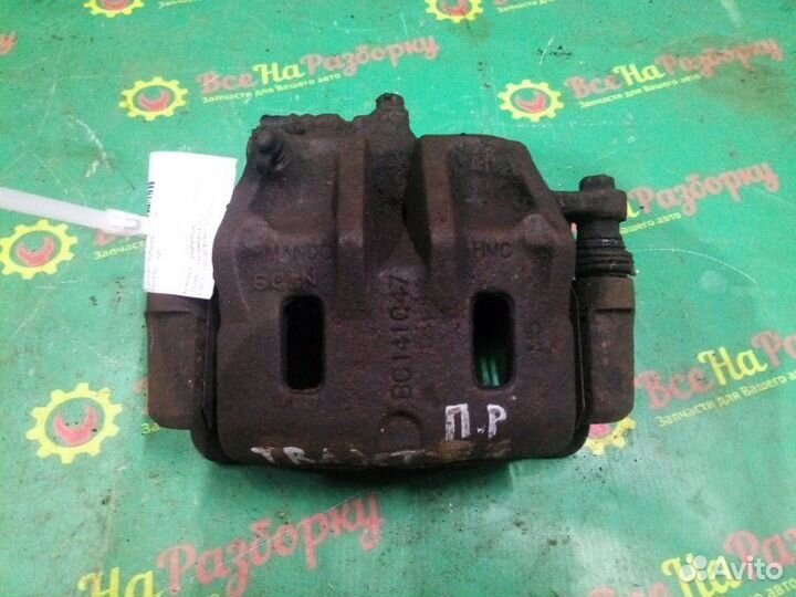 Суппорт передний правый Hyundai Trajet