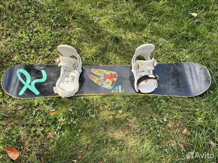 Сноуборд с креплениями burton