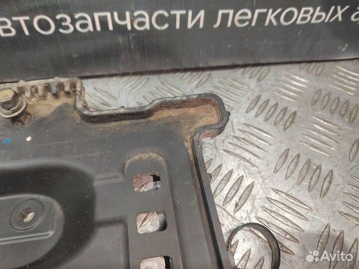 Площадка под акб Kia Ceed ED универсал G4GC 2011