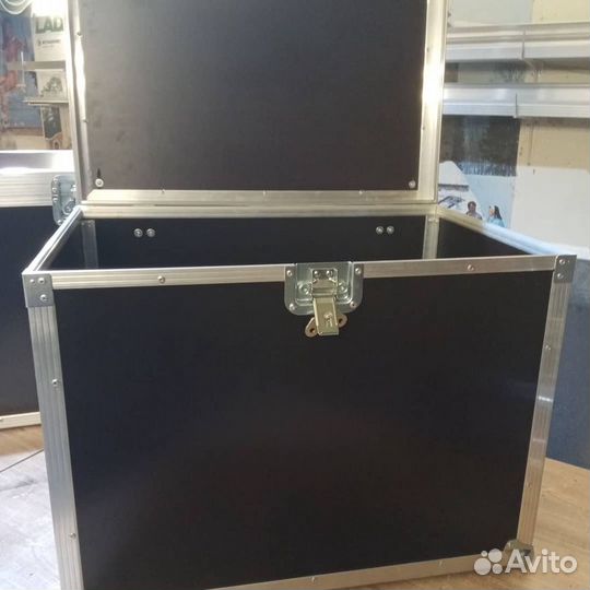 Продаю кофр