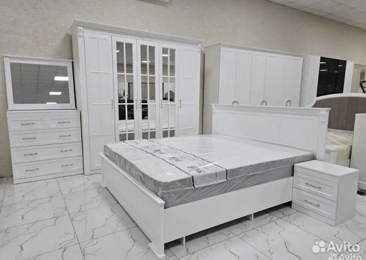 Спальный гарнитур Александрия