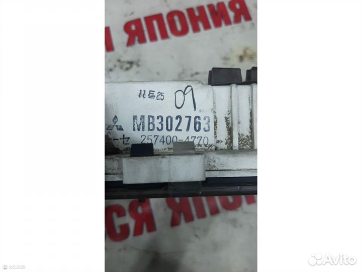 Щиток приборов на mitsubishi fuso FK467/727/617/667/616/417/FK61HK