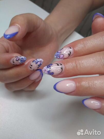Маникюр педикюр