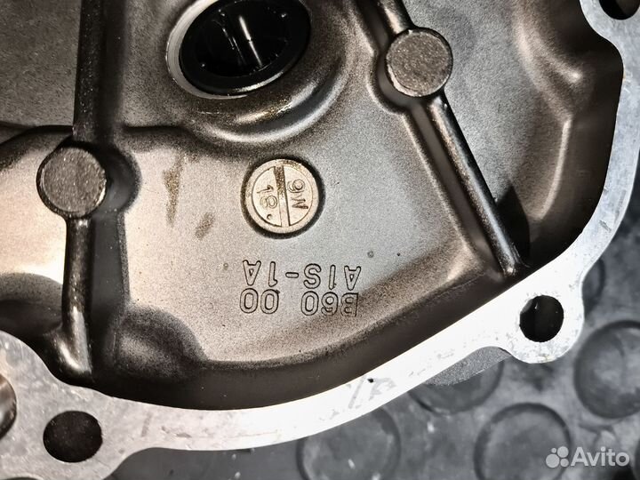 Yamaha MT 10 R1 крышка сцепления