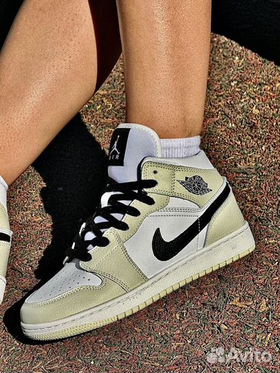 Кроссовки nike air jordan 1 (36-41)