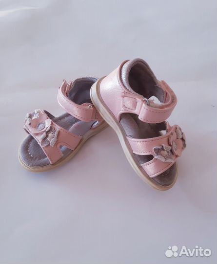 Босоножки деские 19