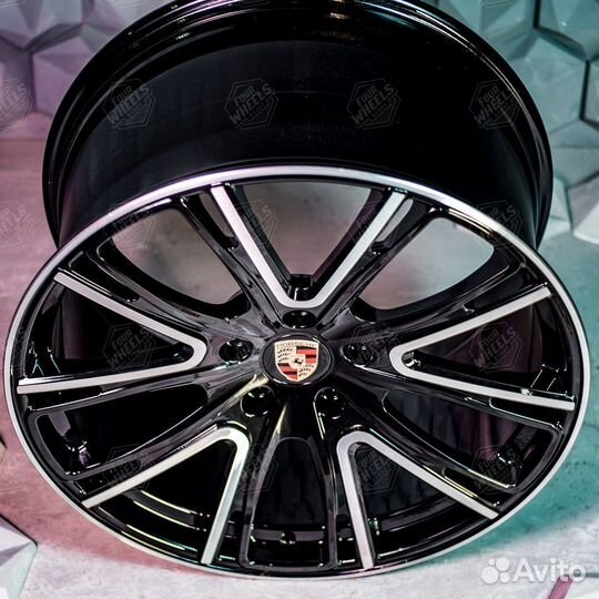 Кованые диски Porsche Panamera R21