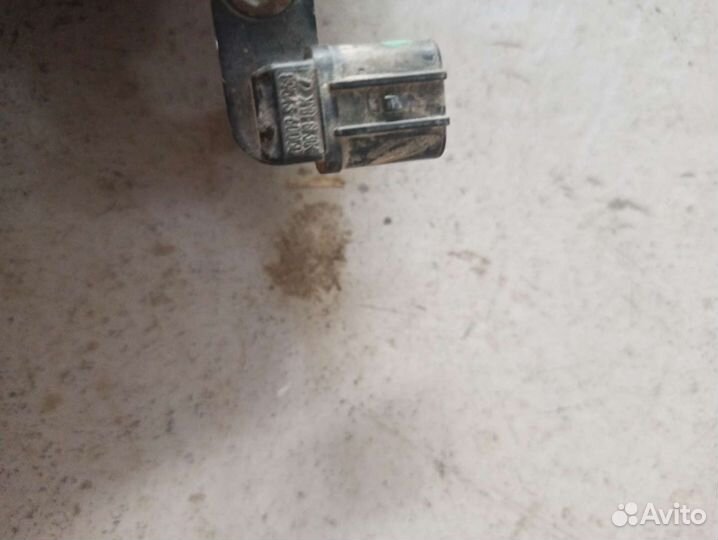 Датчик ABS передний левый Lexus GX 470