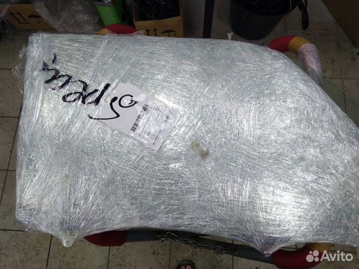 Стекло переднее правое Тойота бб первого поколения