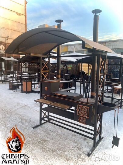 Мангал «Ермак» под крышей