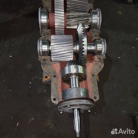 Мотор-редуктор / Редукторы / лот kbotz 48910