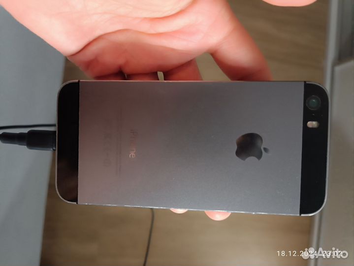 iPhone 5S, 16 ГБ