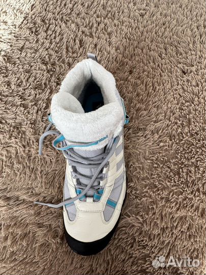 Кроссовки зимние женские adidas