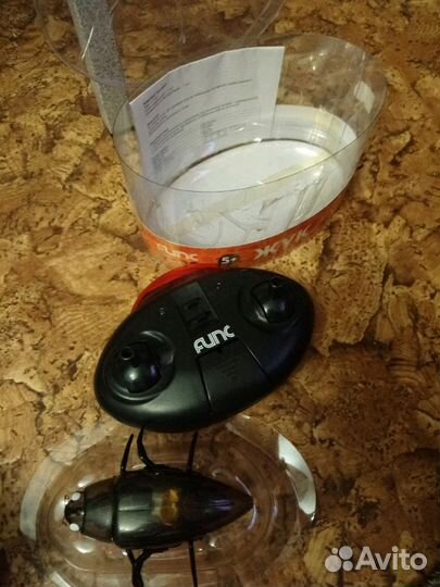 Игрушка жук на пульте