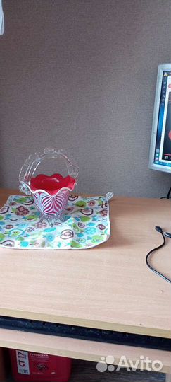 Ваза ссср-Цветное стекло-Красный май