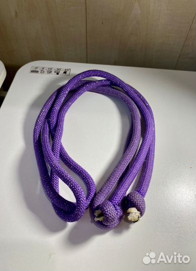 Гимнастическая скакалка