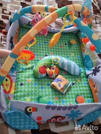 Развивающий коврик