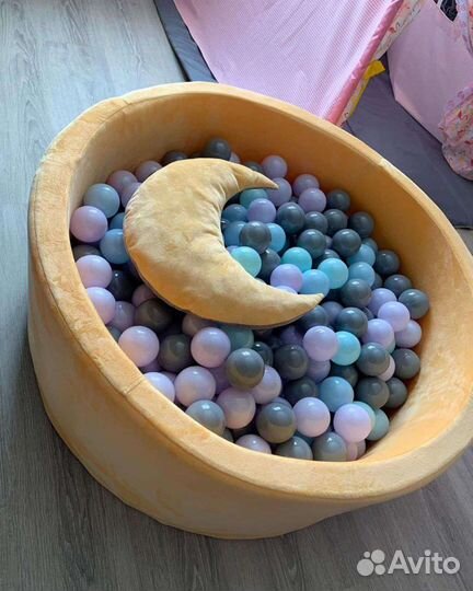 Детский сухой бассейн с шариками